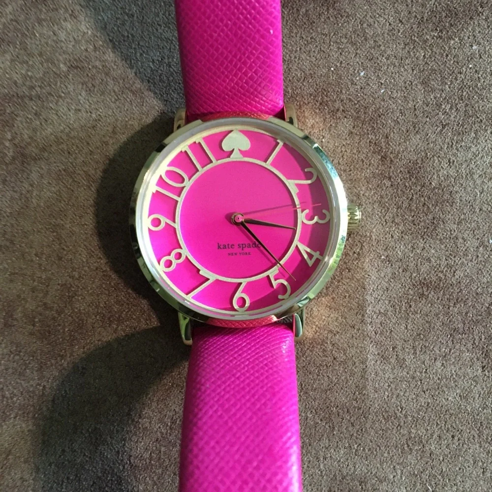 KATE SPADE METRO NWOT AUTHENTIC GENUINE LEATHER HOT PINK GOLD-TONE WATCH